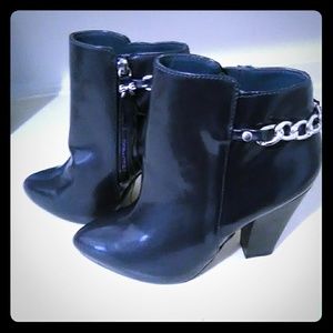 Betseyville boots size 8